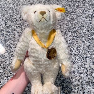 Steiff Teddy Bear - Millenium #666018